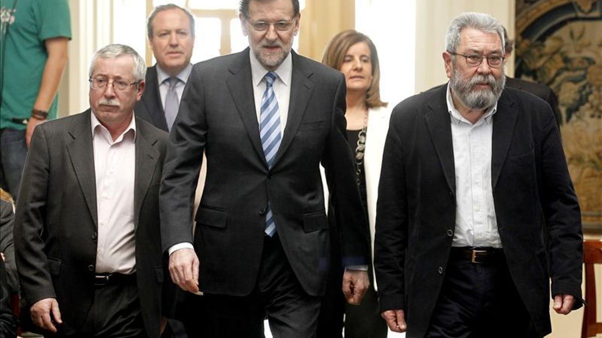 Rajoy, Méndez y Toxo, en una reunión anterior.