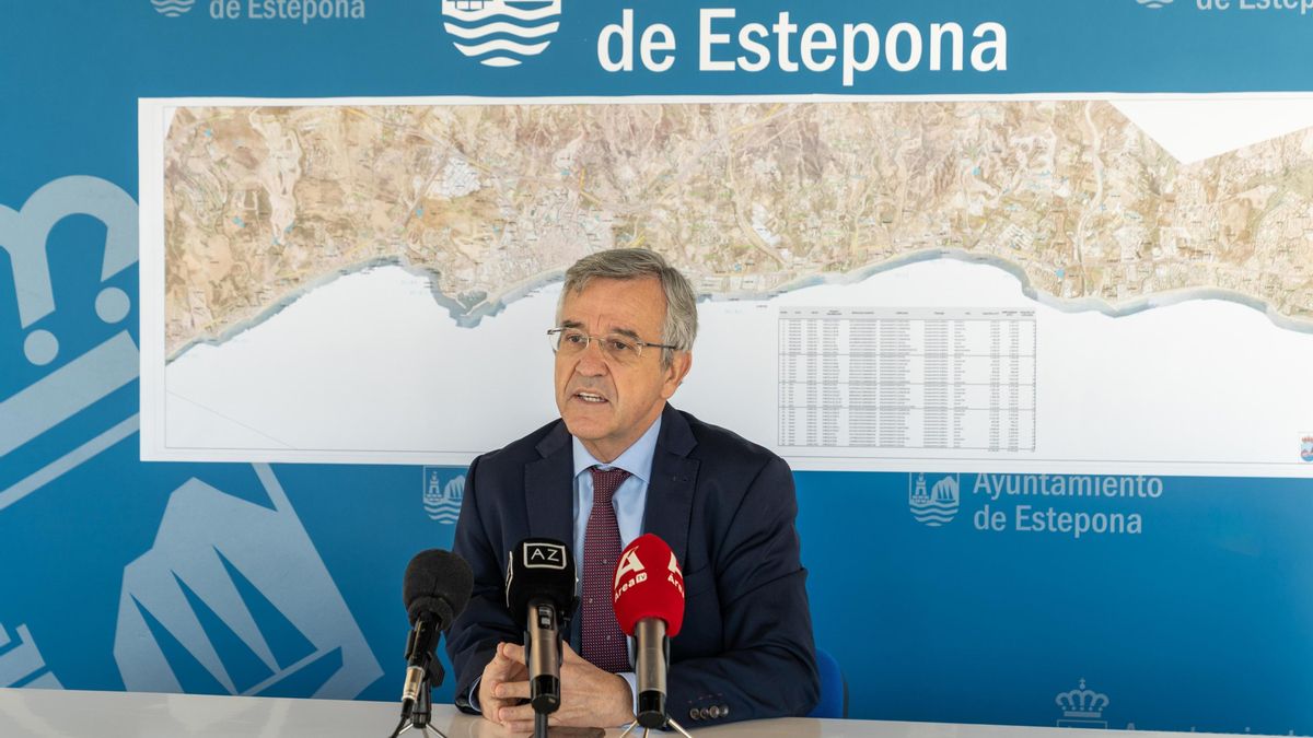 La Audiencia de Málaga ordena dar marcha atrás y decide que el alcalde de Estepona no sea juzgado por un jurado