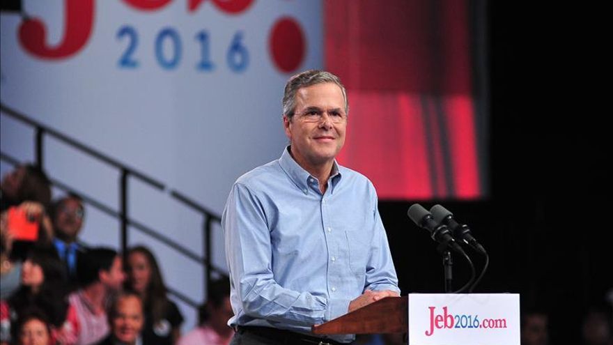 Bush presenta un plan migratorio que da prioridad a la seguridad fronteriza en EE.UU.