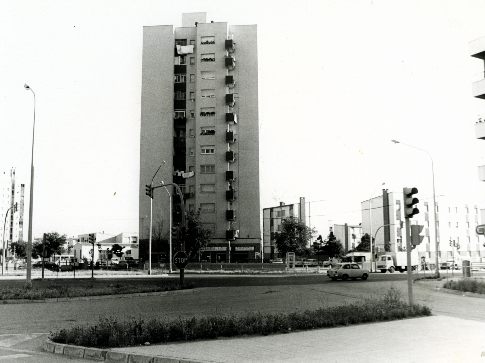Uno de los grandes logros de Hermanos Falcó fue la instalación de semáforos en la Circunvalación