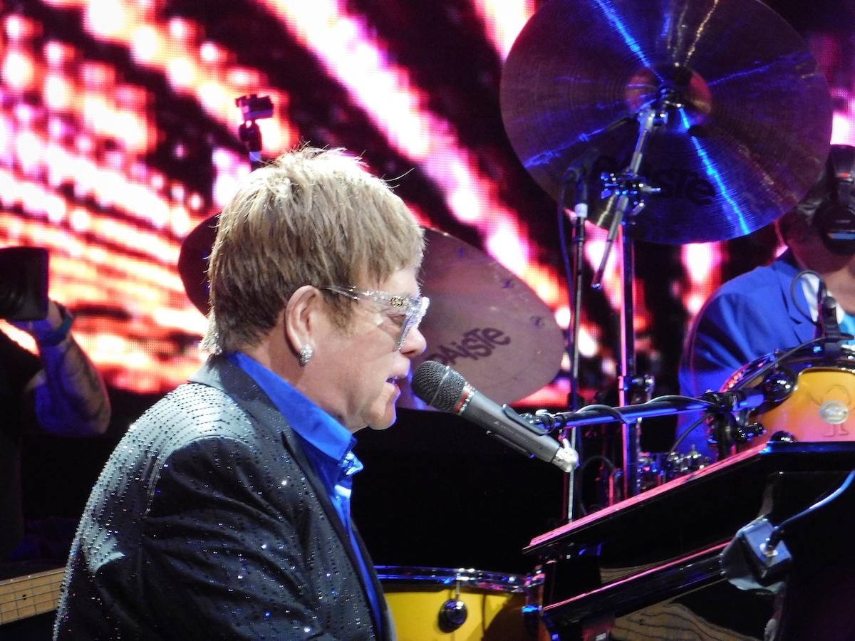 El artista británico Elton John en su concierto de Gran Canaria.