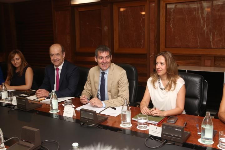 Lady Barreto Hernández, Pedro Ortega, Fernando Clavijo y Rosa Dávila (ALEJANDRO RAMOS)