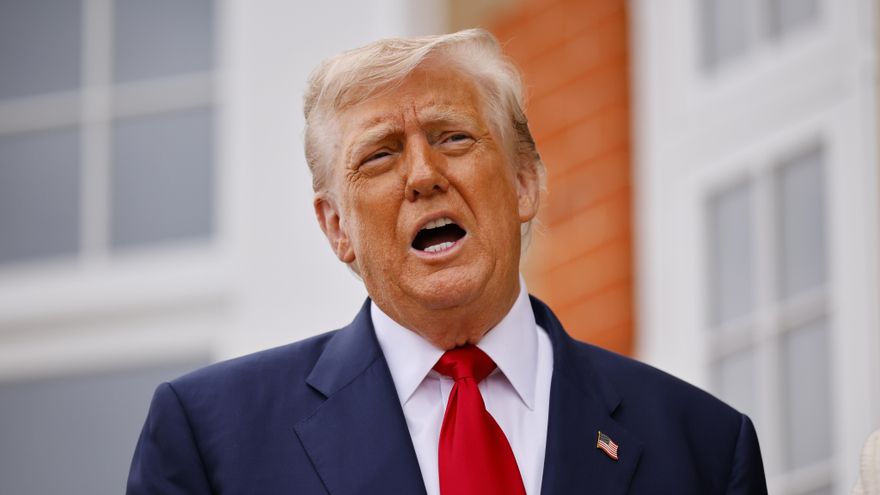 Trump dice que instalará "centros de alimentos sin vallas" en Gaza con sus aliados