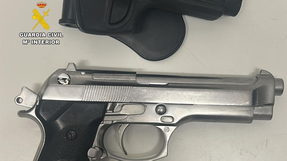 Arma de aire comprimido intervenida por la Guardia Civil en una riña tumultuaria en Fraga.