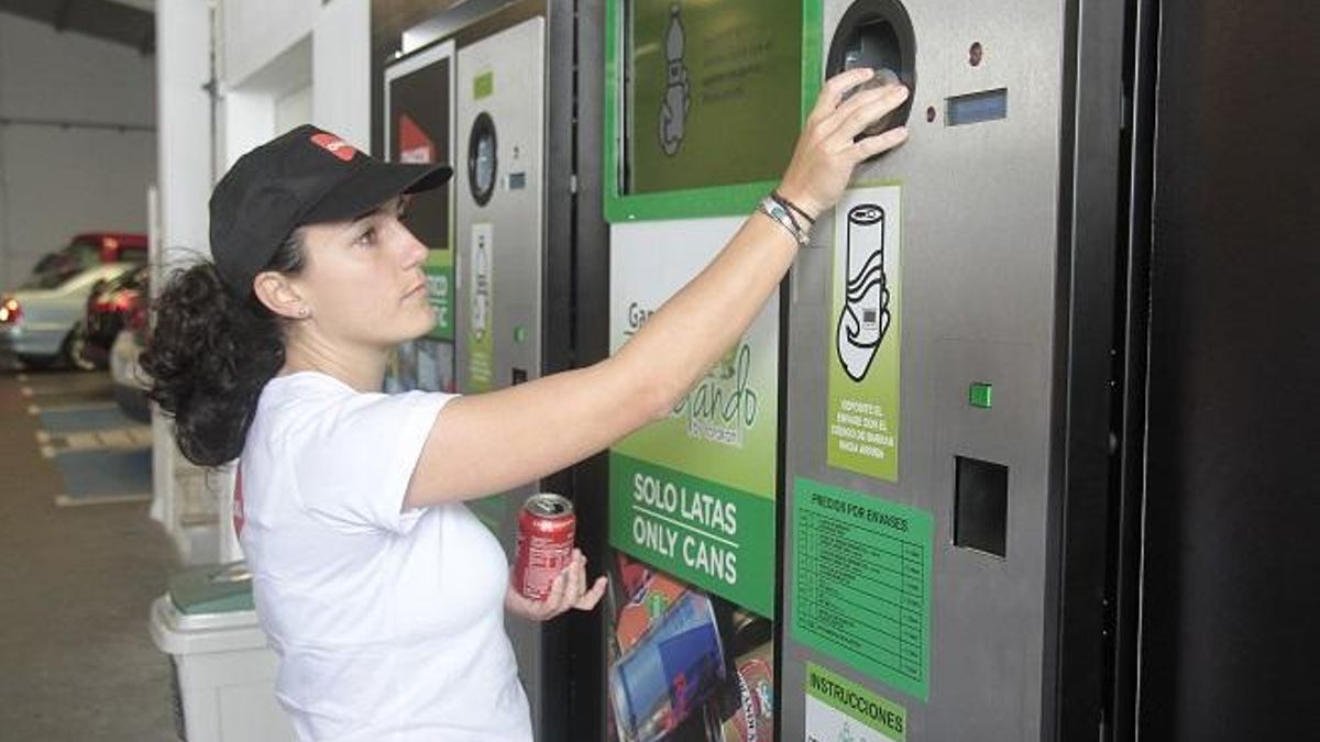 Algunos países dan una cantidad por devolver las botellas