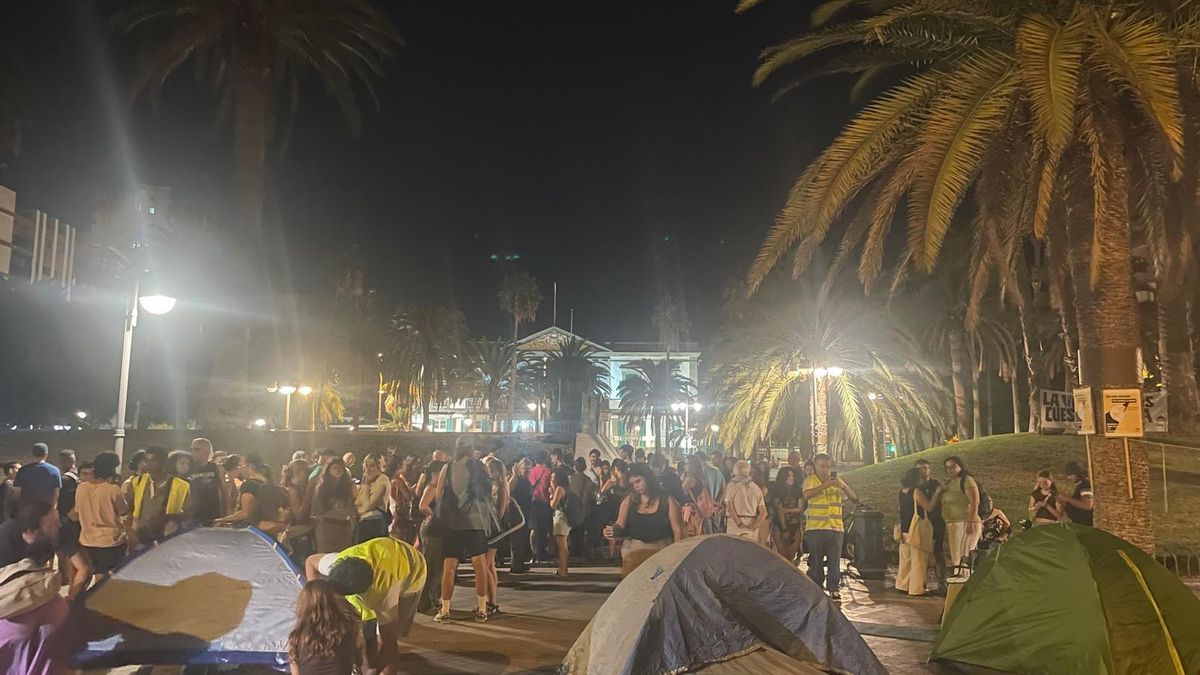 Comienza una acampada en Gran Canaria por el derecho a la vivienda