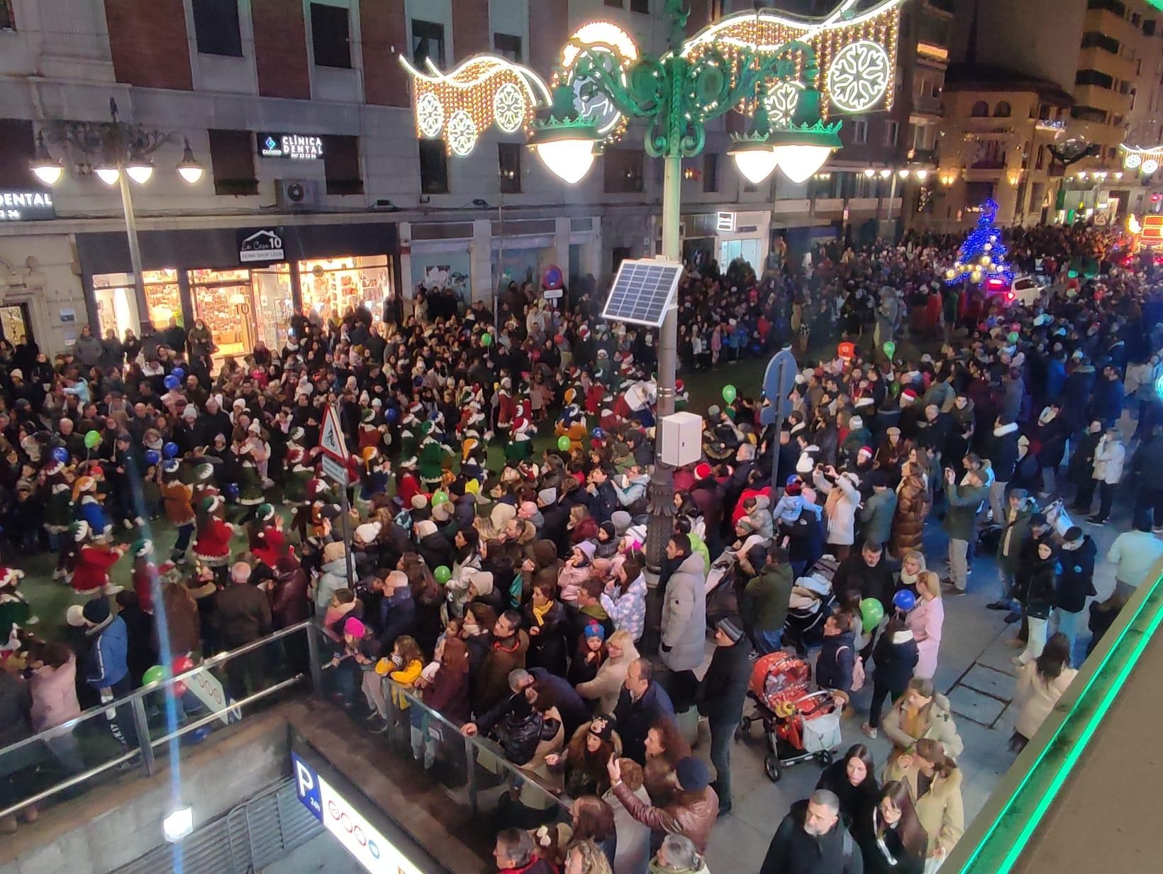 El brillo nocturno de la Cabalgaza en León