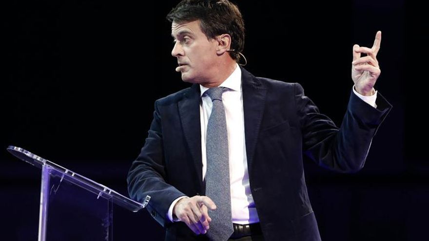 Valls asegura que "nunca" negociará ni pactará con la extrema derecha