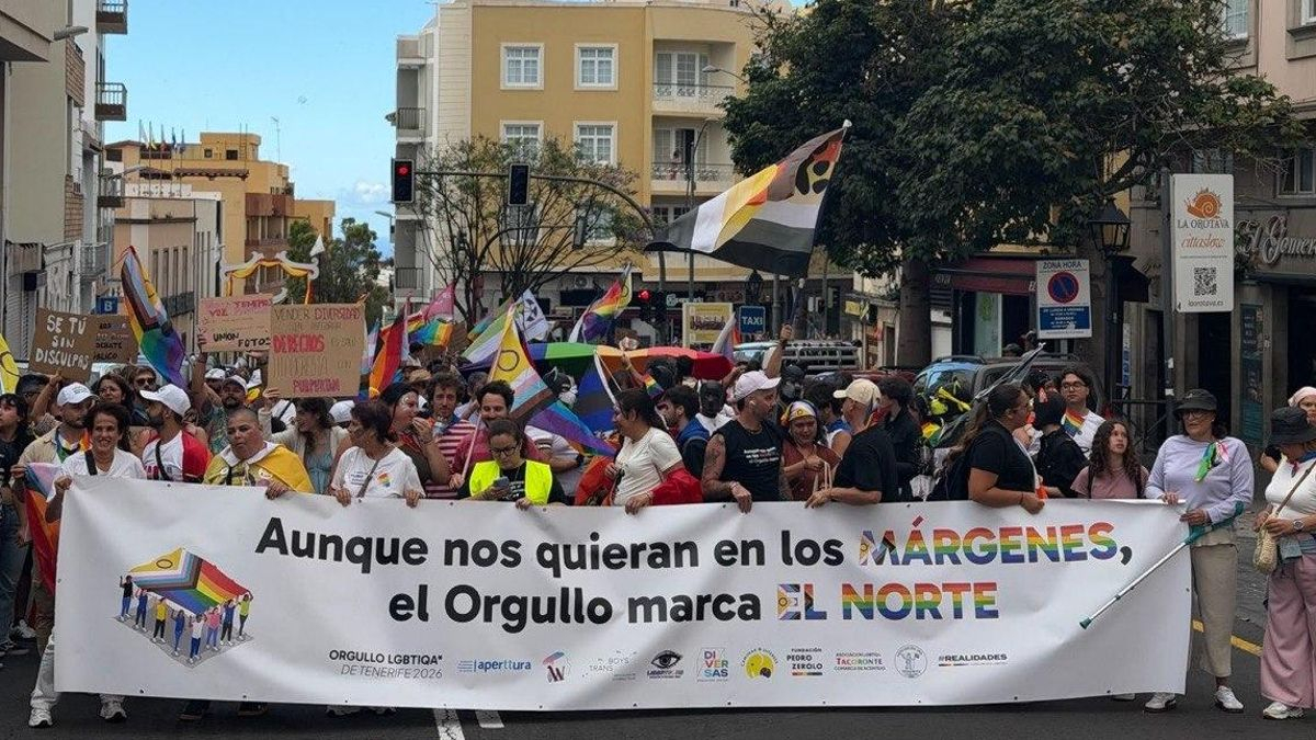 Multitudinarias manifestaciones en La Orotava y Las Palmas de Gran Canaria para celebrar el Orgullo LGTBI+