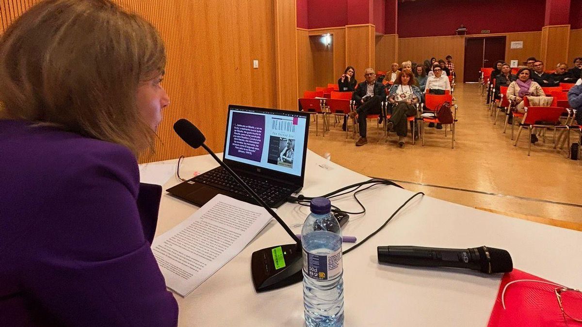 Cáceres apuesta por el pensamiento crítico como brújula social