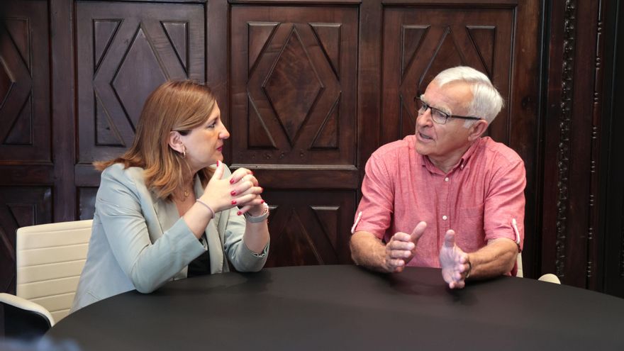 Joan Ribó dará el relevo a la alcaldesa del PP, al contrario de lo que hizo con él Rita Barberá cuando perdió la alcaldía