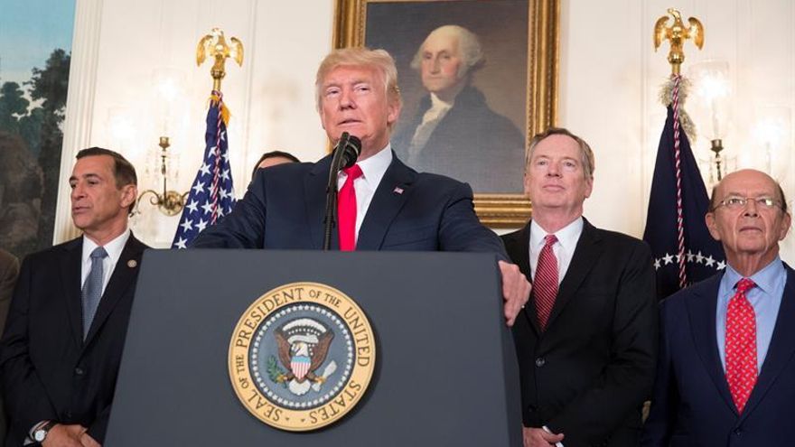 Nueva York recibe a Trump con protestas y entre grandes medidas de seguridad