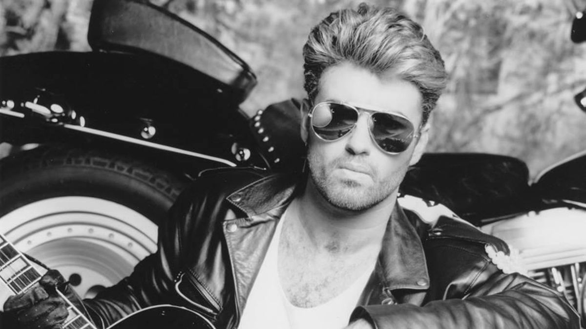 Esta canción no fue un éxito más de George Michael: la historia que escondía su tema más íntimo que cumple 30 años