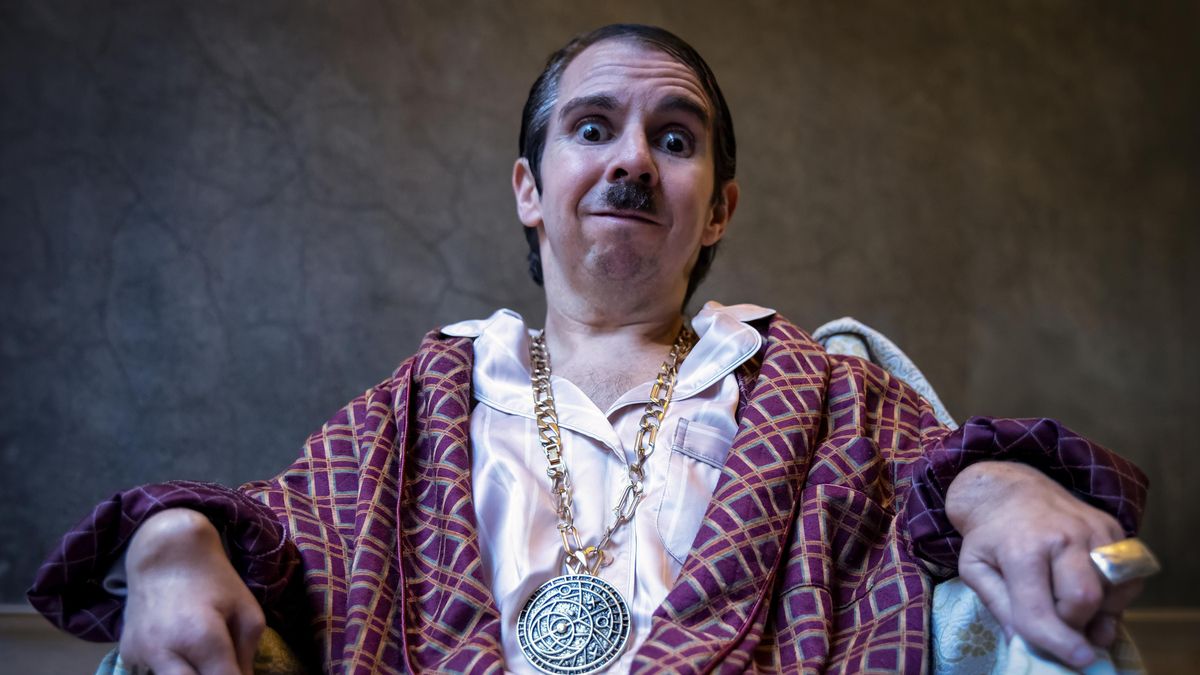 El Principal celebra su duodécimo aniversario con el estreno de 'Cucarachas'