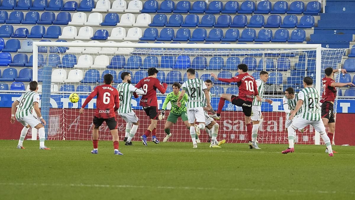 Las imágenes del CD Mirandés - Córdoba CF