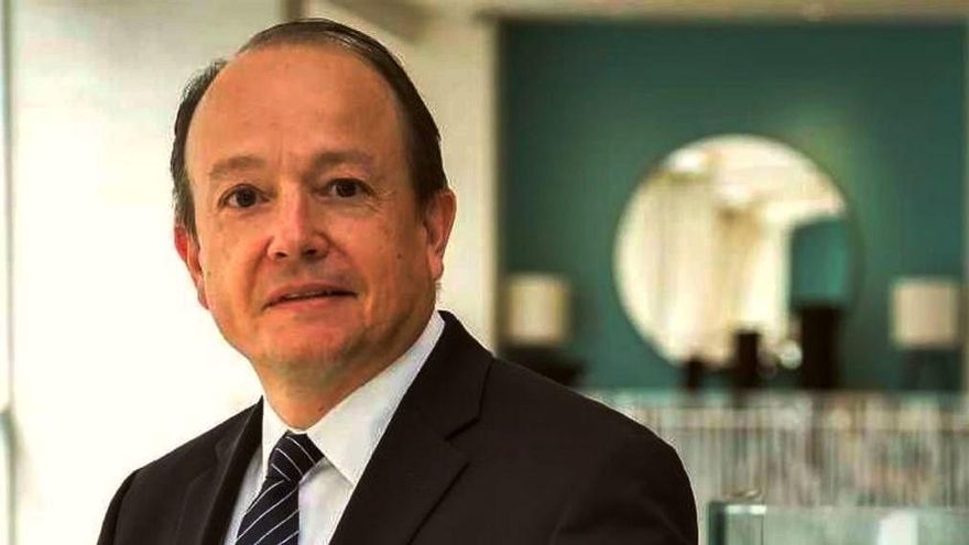 El número dos de Caputo deja el cargo a fin de mes y lo reemplaza un experto de Wall Street