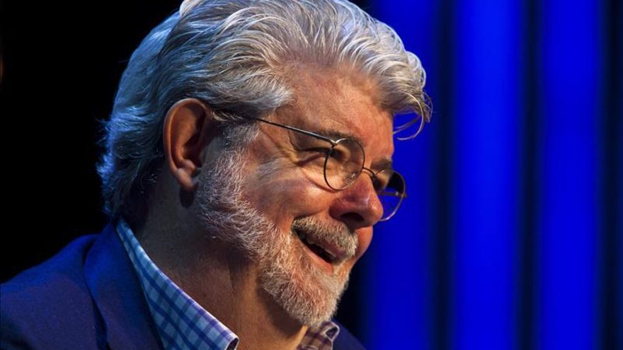 George Lucas critica el tono "retro" del nuevo episodio de "Star Wars"