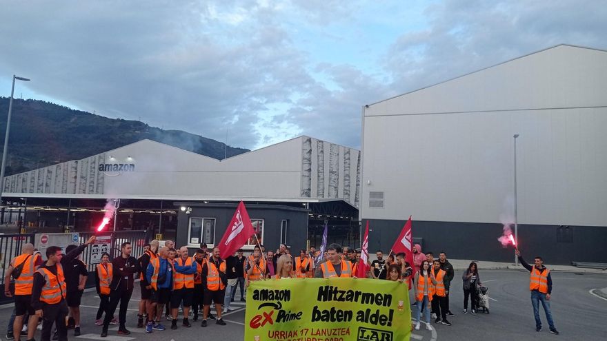 Protestas de trabajadores de Amazon en Trapagaran (Bizkaia)