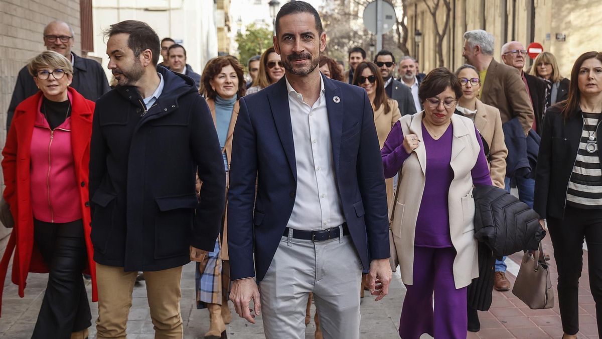El secretario general del PSPV de la provincia de Valencia y alcalde de Mislata, Carlos Fernández Bielsa, a su llegada al comité nacional del PSPV,.