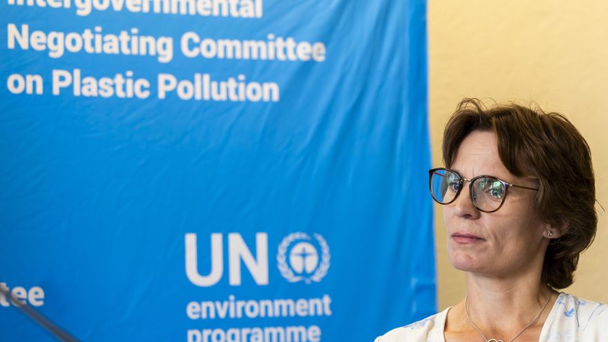 La Comisión Europea restringe el uso de PFAS en las espumas contra incendios