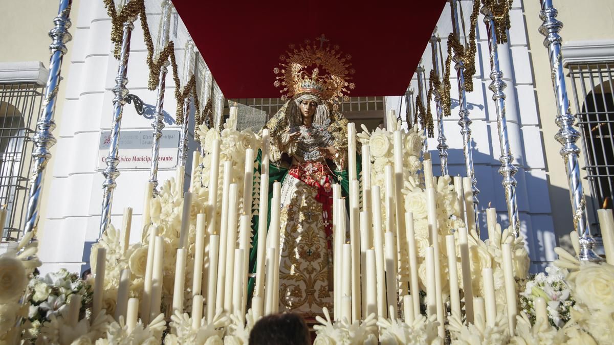 Salida procesional de la Hermandad de La O, en imágenes