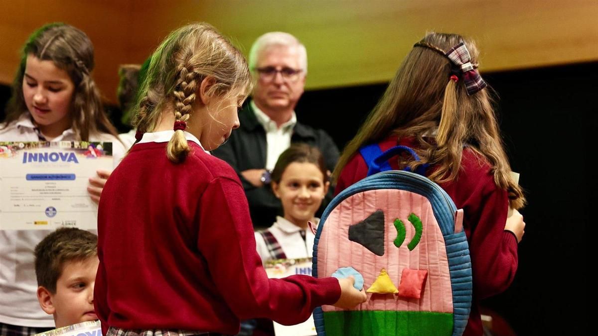 El colegio Reales Escuelas Pías de la Inmaculada de Córdoba recibe el premio Concurso Escolar ONCE