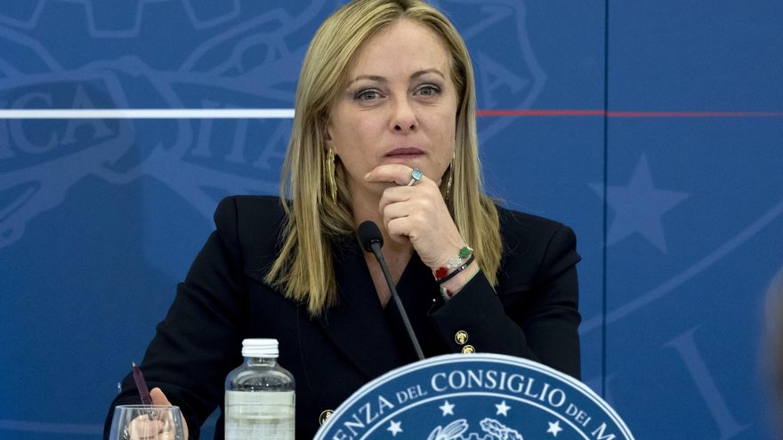 La primera ministra italiana, Giorgia Meloni, durante una rueda de prensa al final de la reunión del Gabinete en el Palacio Chigi en Roma el 31 de octubre de 2022. EFE/EPA/ANSA /MASSIMO PERCOSSI