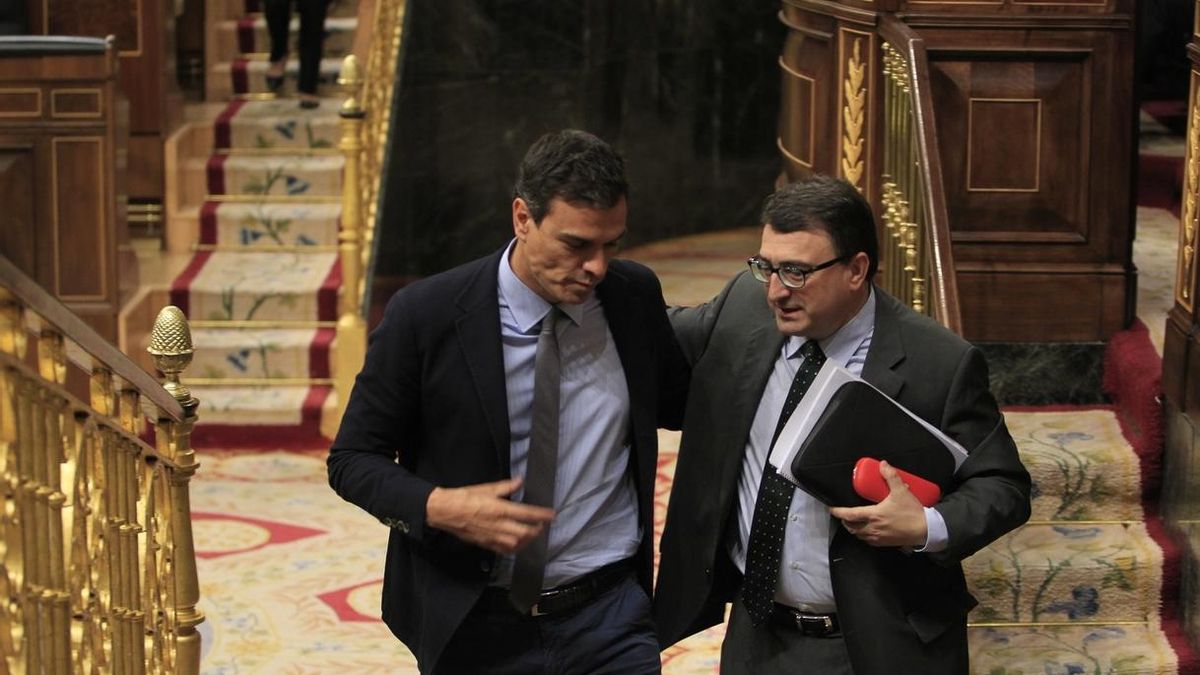 La moción de censura del PSOE, tras el 'no' de Cs, depende del PNV para prosperar, aunque sume al PDeCAT y ERC
