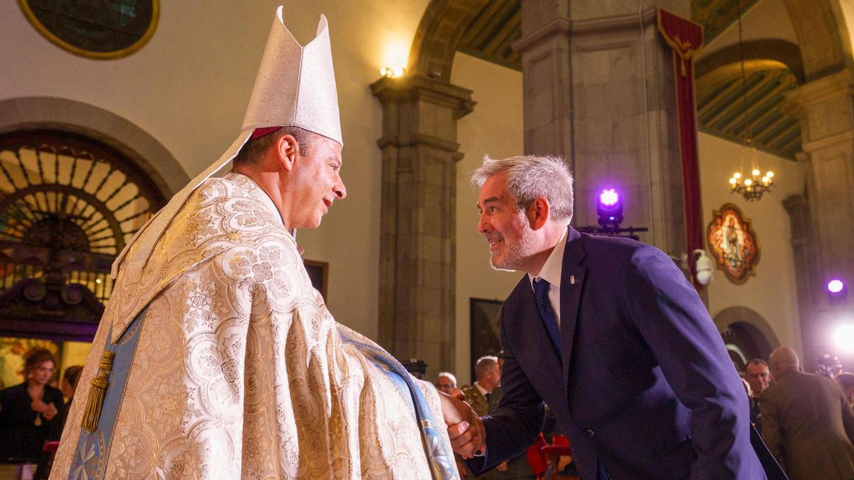 El obispo de Tenerife carga contra la Inteligencia Artificial y advierte del "riesgo" de una sociedad "sin dios"