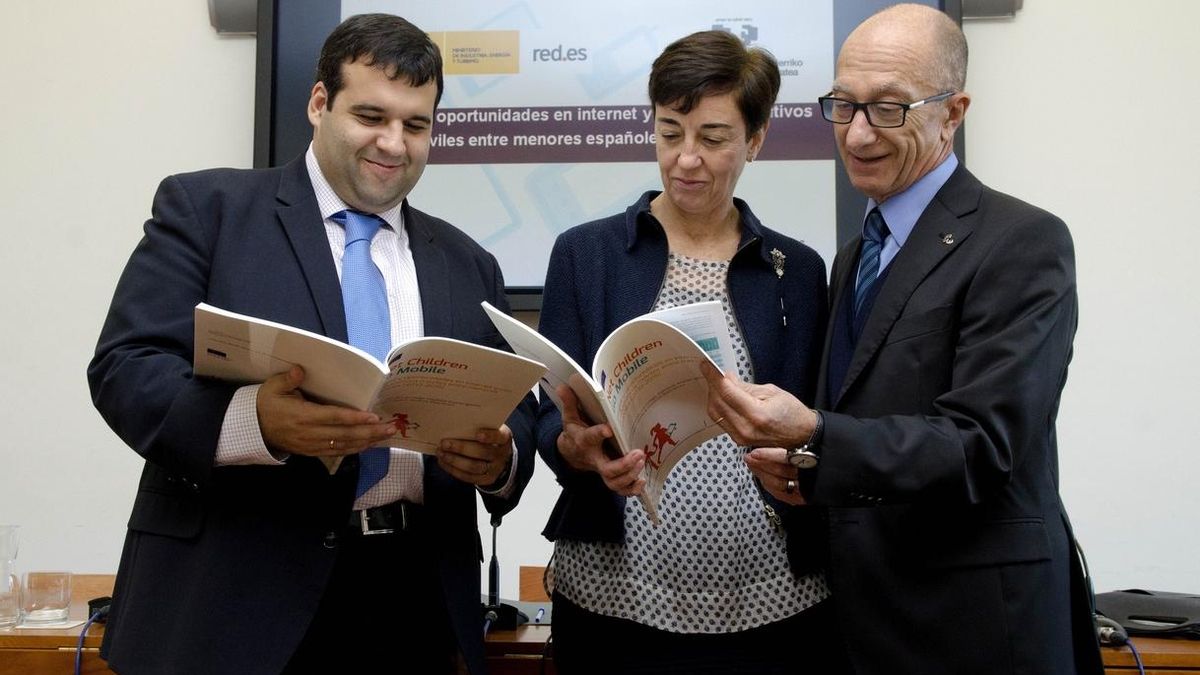 Un informe constata que los niños se inician en Internet a los 7 años y un 31% dice haber sufrido alguna forma de acoso