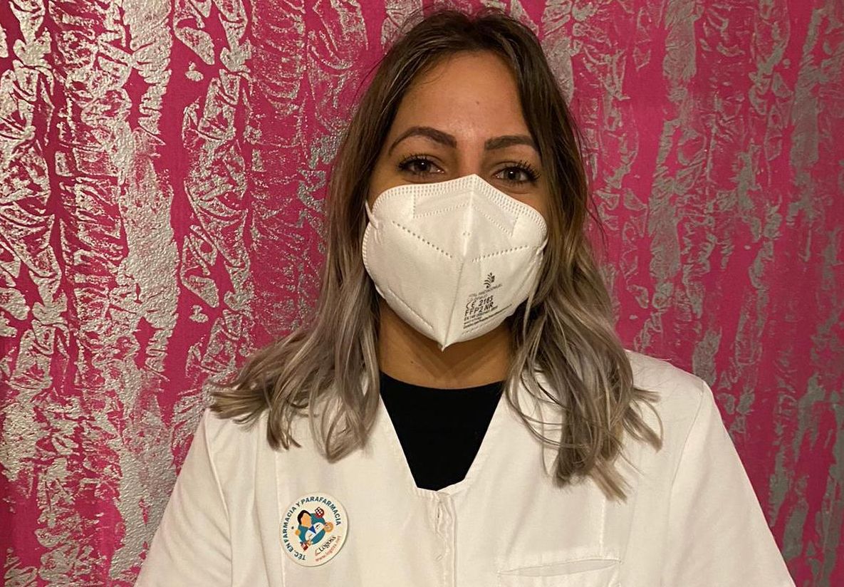 Noelia Abreut, trabajadora de una farmacia de Lanzarote