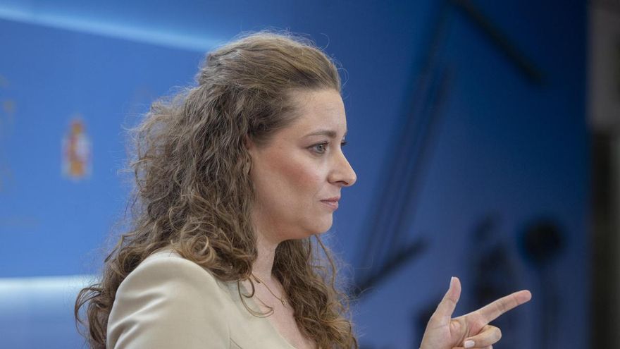 La portavoz del PP en el Congreso, Ester Muñoz, durante una rueda de prensa posterior a la Junta de Portavoces,  a 2 de septiembre de 2025, en Madrid (España).