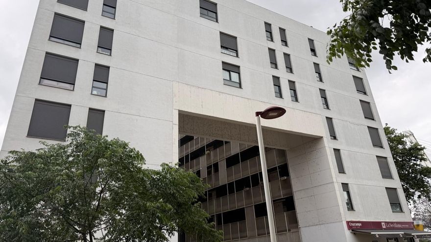 PP y Vox tumban la moción para proteger las VPO de 102 familias de Sevilla que compró un fondo de inversión