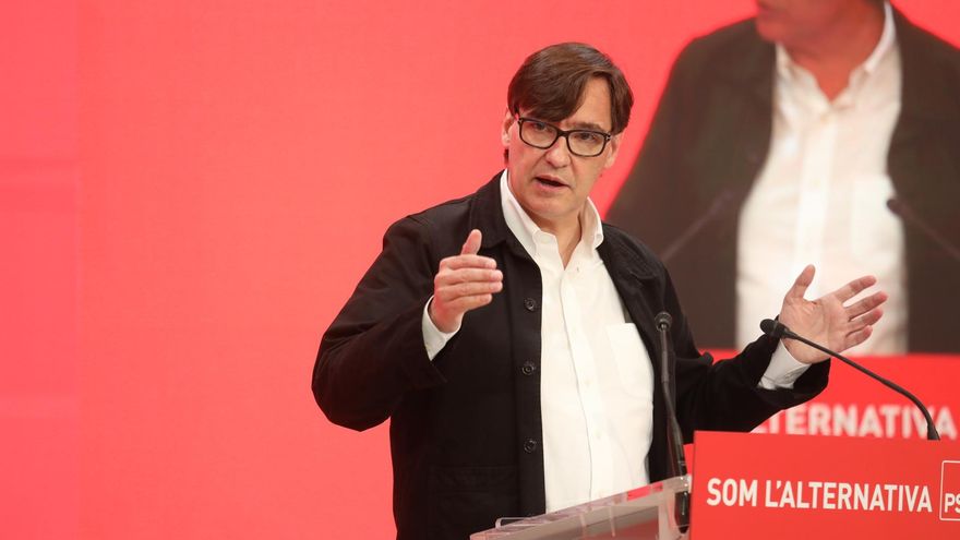 El PSC sale en defensa de Sánchez ante la nueva foto de Colón contra los indultos