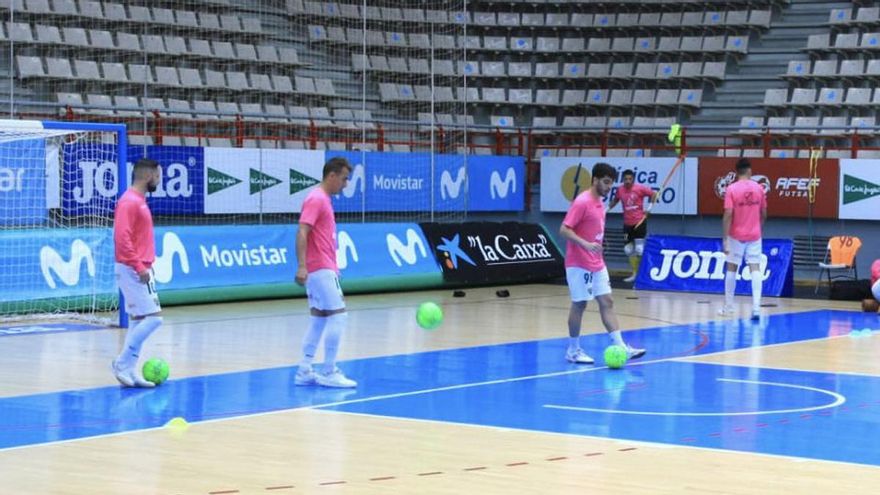Calentamiento del Córdoba Patrimonio en Torrejón.