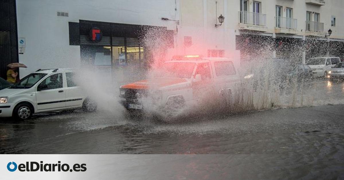 Las lluvias obligan a declarar la prealerta en dos islas de Canarias