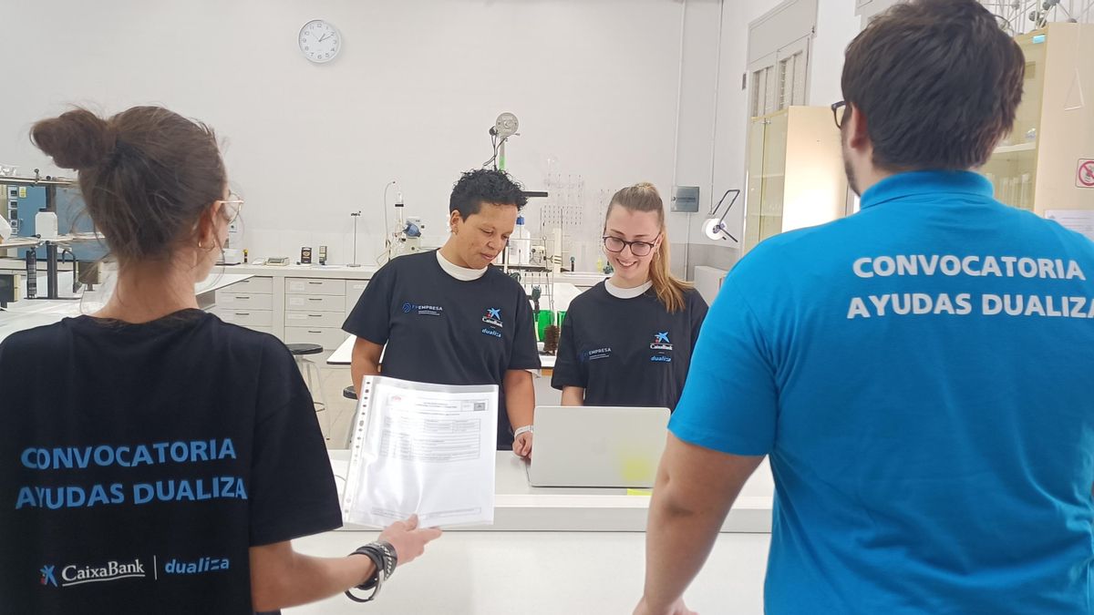 CaixaBank Dualiza presenta en Tenerife la Convocatoria Dualiza para los centros de FP canarios.