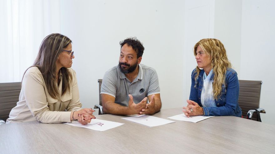 La militancia de Podemos en Tenerife aprueba por mayoría absoluta cambiar su portavocía en el Cabildo