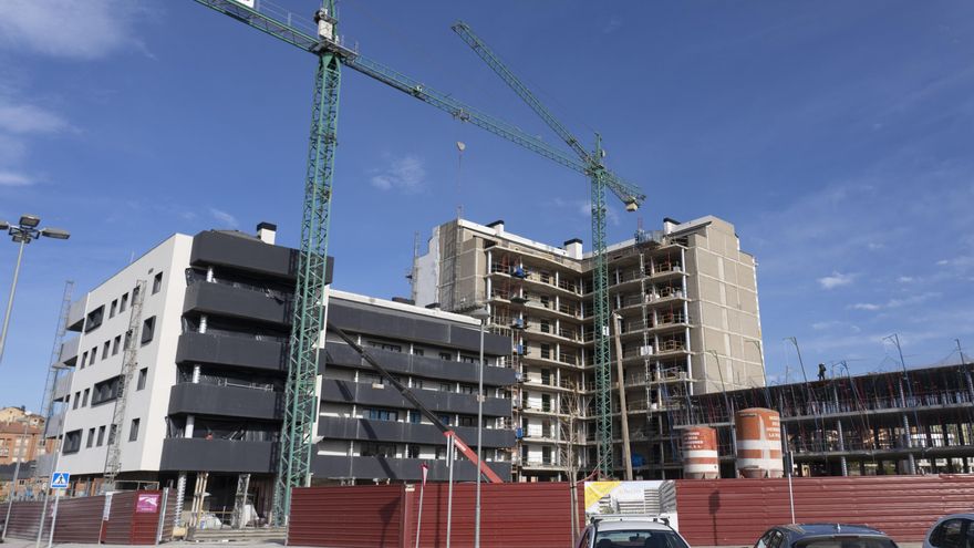 El Gobierno quiere hablar en la Conferencia de Presidentes de vivienda, FP y universidad