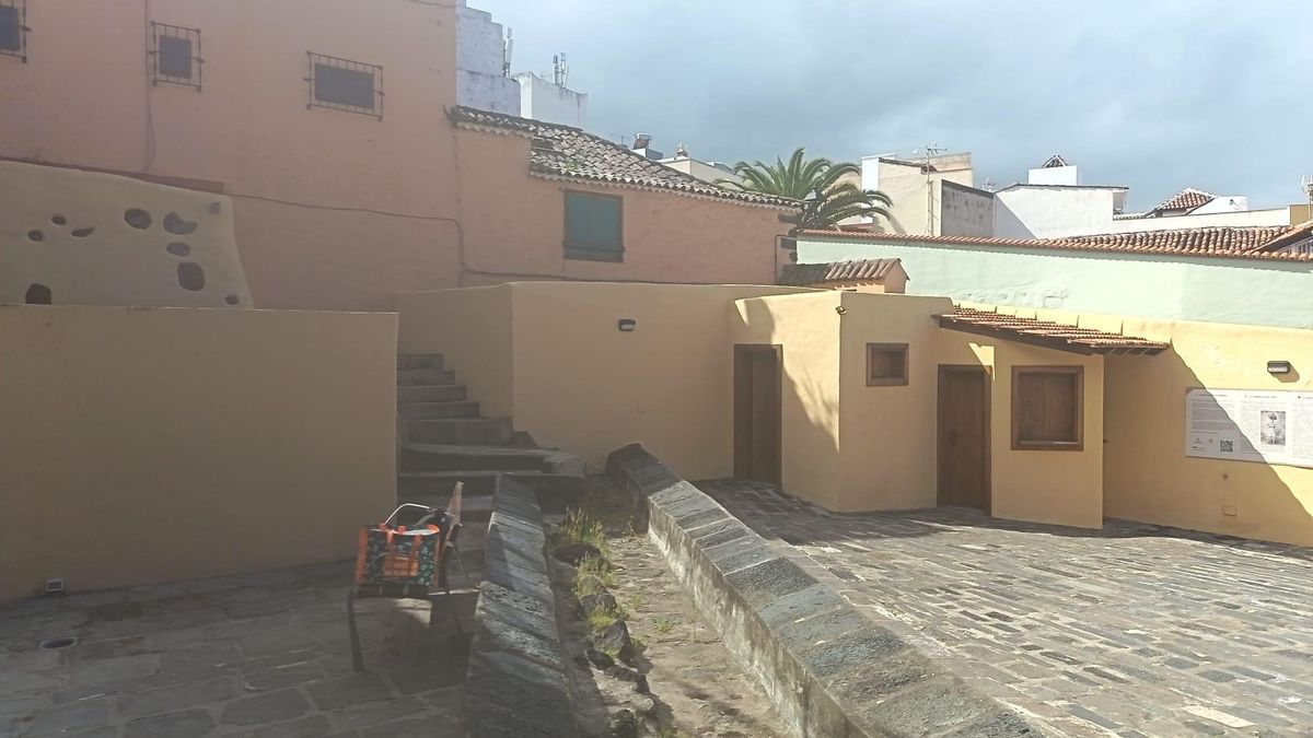 Lavaderos, canal y parte Norte del molino de Chano. Álvaro Morales.