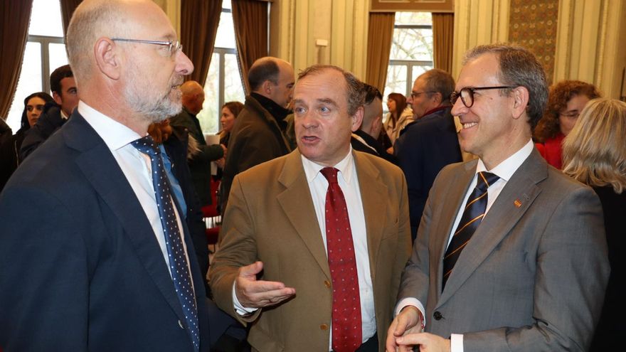 Vox elimina la unanimidad en el Servicio de Relaciones Laborales para laminar a los sindicatos