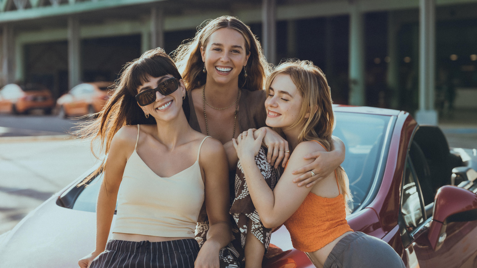 Netflix lanza las primeras imágenes y pone fecha de estreno a 'Esa noche', su serie con Clara Galle, Claudia Salas y Paula Usero