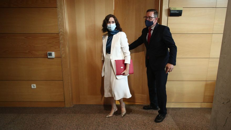 Ayuso insiste en la rebaja de impuestos pese a la pandemia y anuncia una ley para blindar la educación concertada