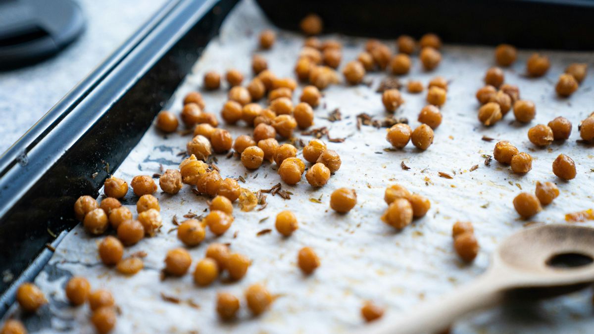 Cuatro recetas prácticas y nutritivas con garbanzos que van más allá del cocido