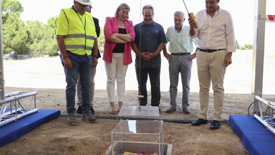 Mañueco anuncia que el Consejo de Gobierno aprobará el jueves el proyecto de ley de residencias