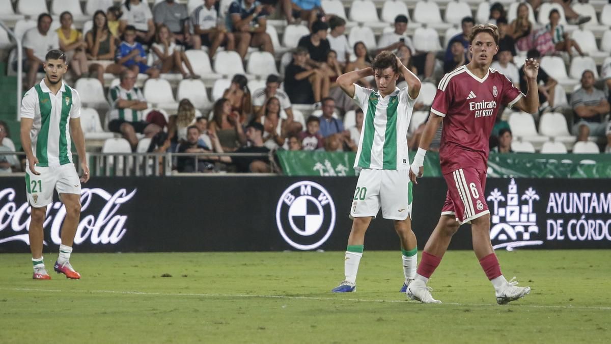 El Real Madrid vence al Córdoba CF en el regreso del Mundial de Clubes Juvenil a El Arcángel