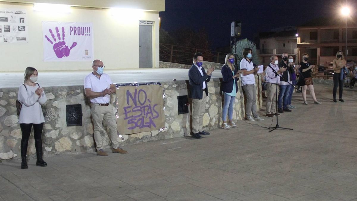 Imagen del acto de protesta contra la violación en l'Olleria.