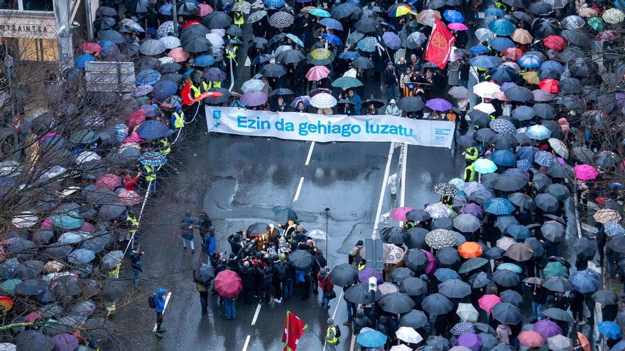 Miles de personas se manifiestan en Bilbao para pedir el fin de "las medidas de excepción" para los presos de ETA