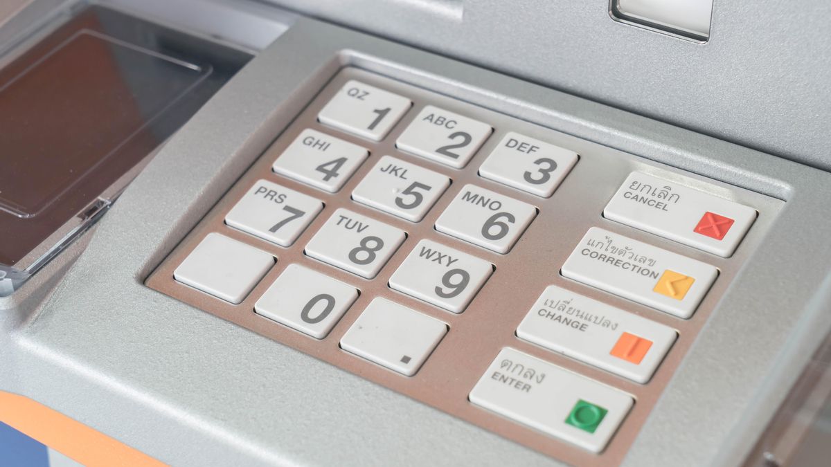 Cuándo se cobran las pensiones en noviembre de 2025: estas son las fechas de ingreso en cada banco