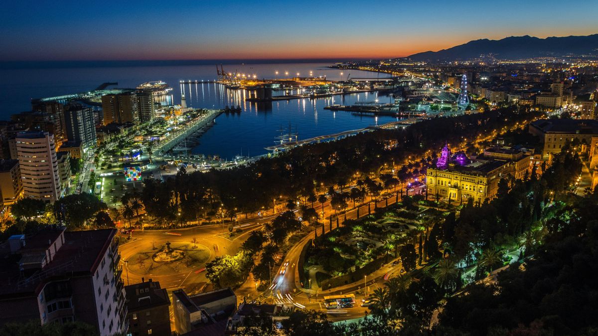 Málaga más allá de la playa: cómo vivir el centro histórico en una escapada de fin de semana